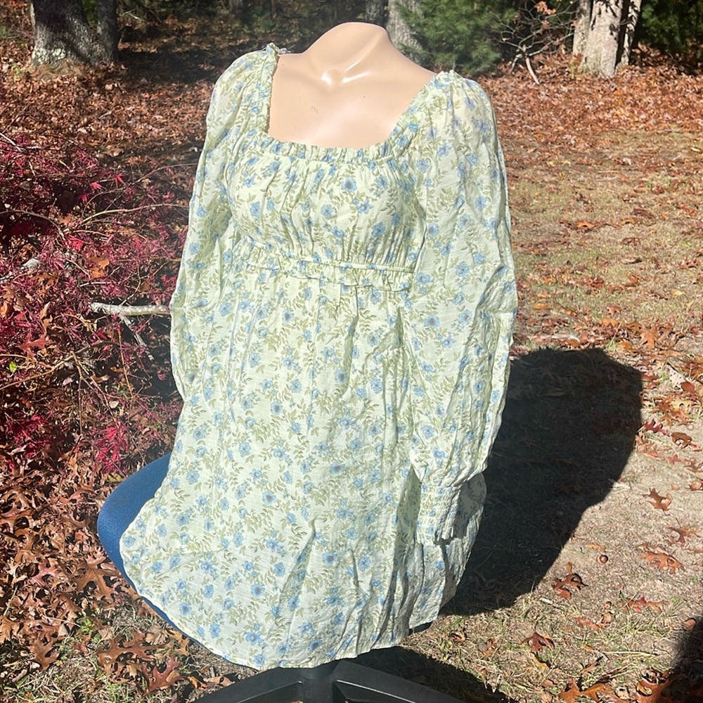 Blu Pepper Size Small Feminine Dress- Boho- cottage core- rayon-nylon